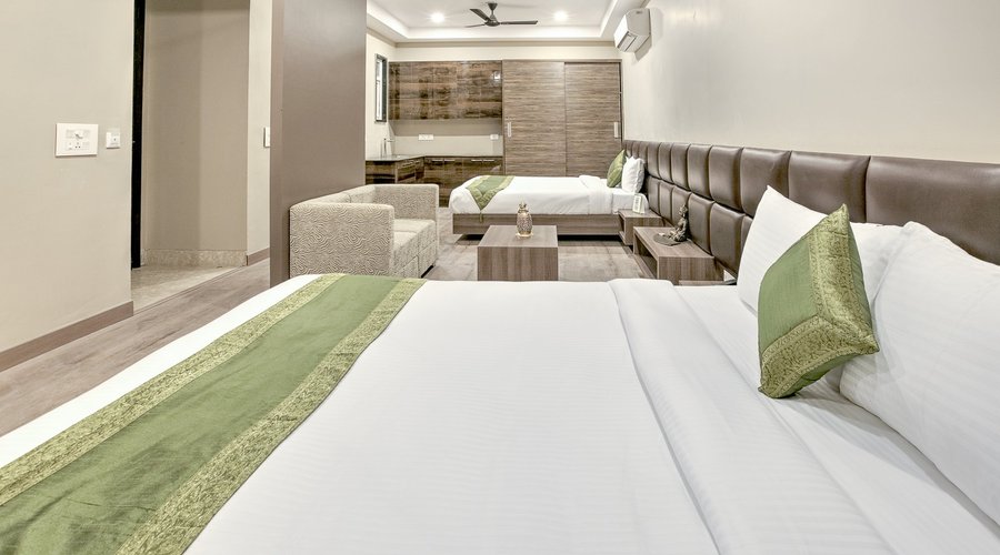Family Suite/Mahagony Room