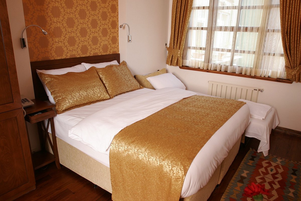 Old city hotel стамбул. Отель Олд Сити Стамбул. Luxx Garden Hotel Стамбул. Seres Hotel old City Стамбул. Bon Design Suite Стамбул.