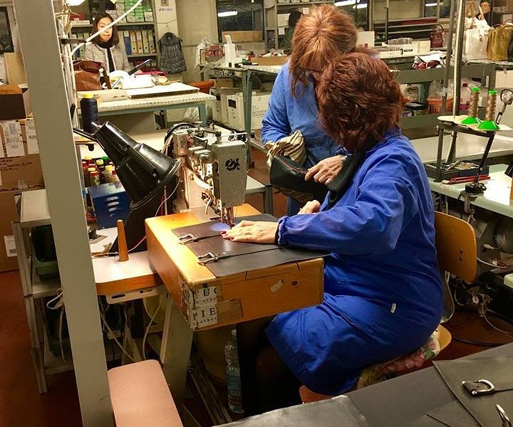 What is Saffiano Leather? – Pierotucci Leather Factory Blog