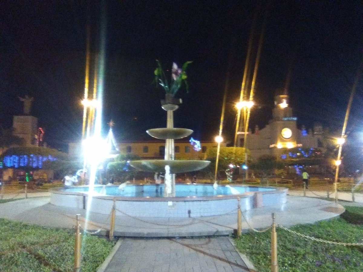 plaza de armas de moyobamba