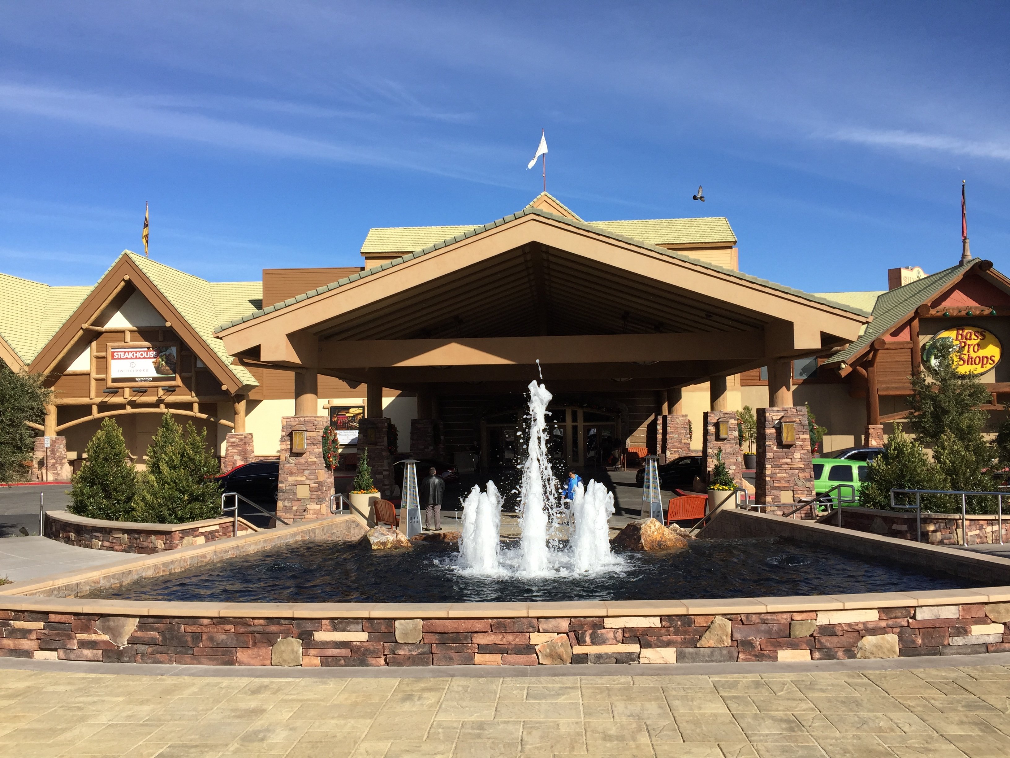 Silverton Casino Lodge - UPDATED Prices, Reviews & Photos (Las Vegas ...