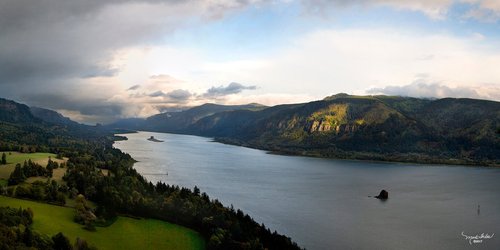 The Columbia constantly changes. Skamania Is. upper left washed away between 2012-14