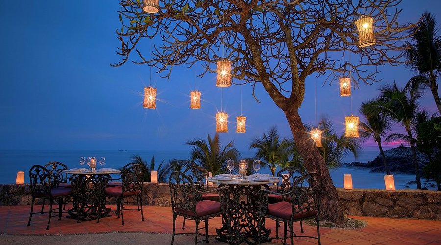 La Brisa II Restaurant