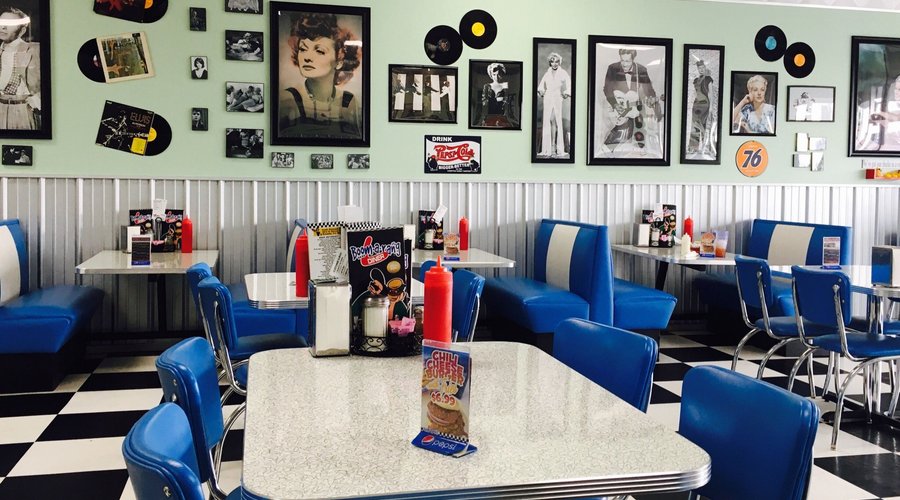 Boomarang Diner