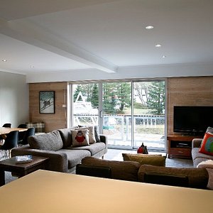 4 Bedroom 12 Share deluxe kitchen toward living room & balcony