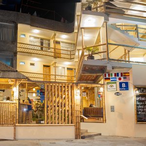 la  casa de bamboo 