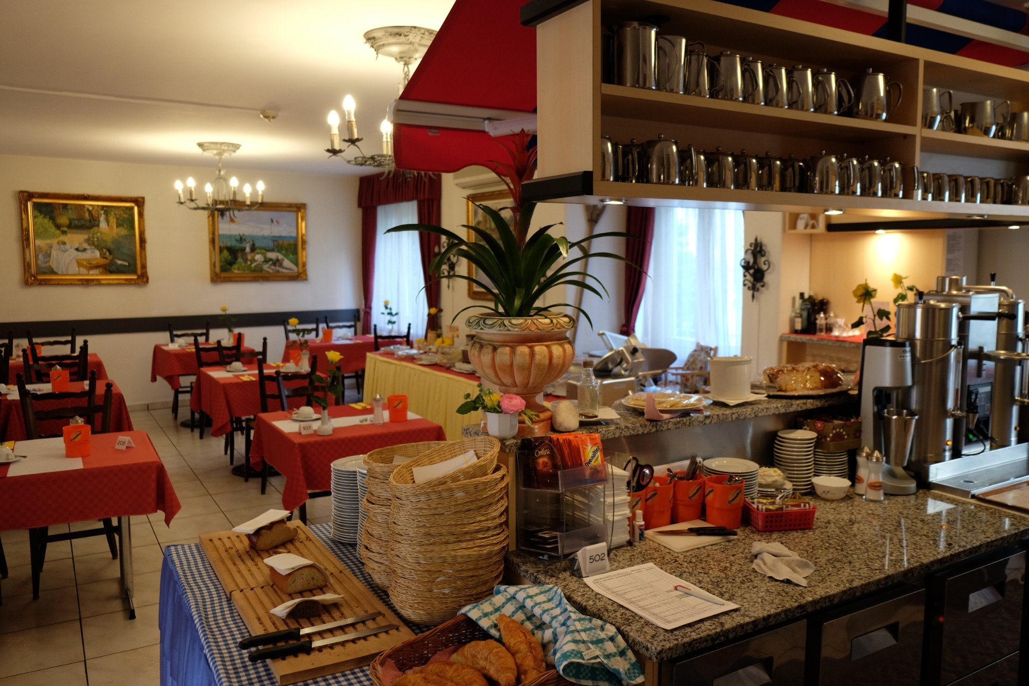 Hotel Dischma by null