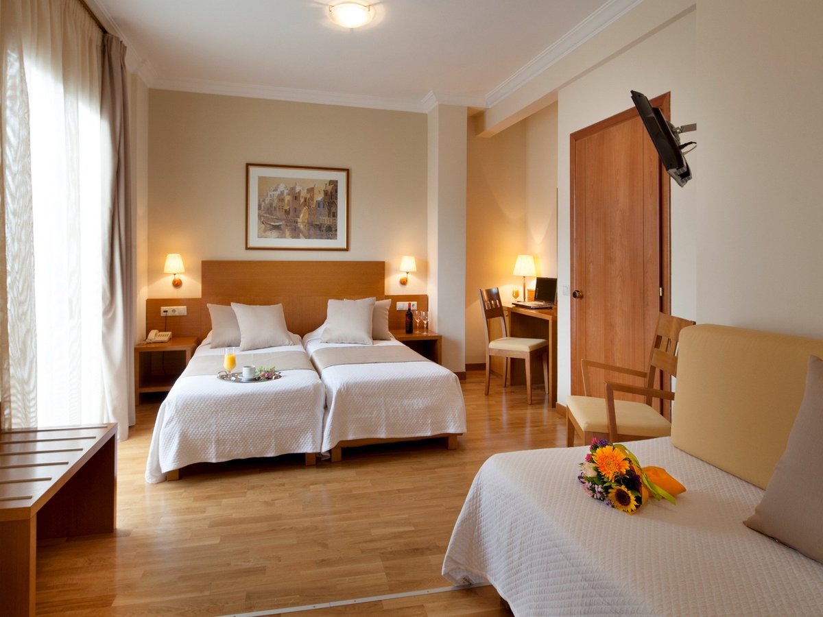 athos hotel athens reviews