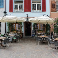 Restaurant Gambrinus im Sommer, von der Marktgasse aus.