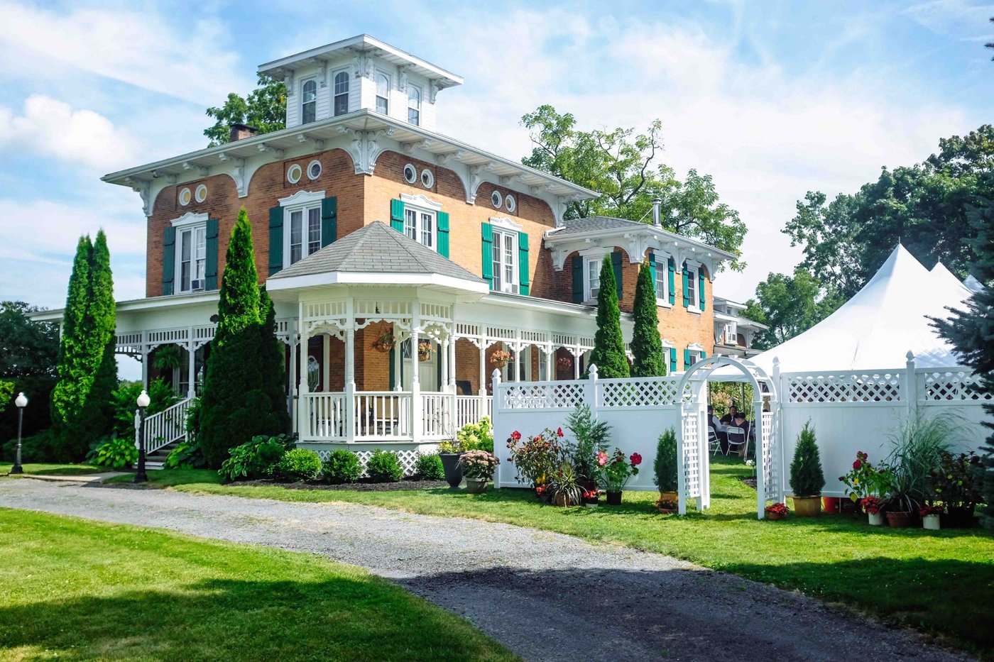 WOODRUFF MANOR BED & BREAKFAST - B&B Reviews (Geneva, NY)