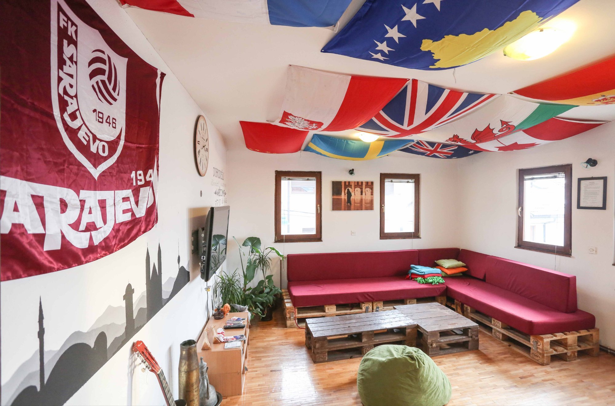 Haris Youth Hostel by null