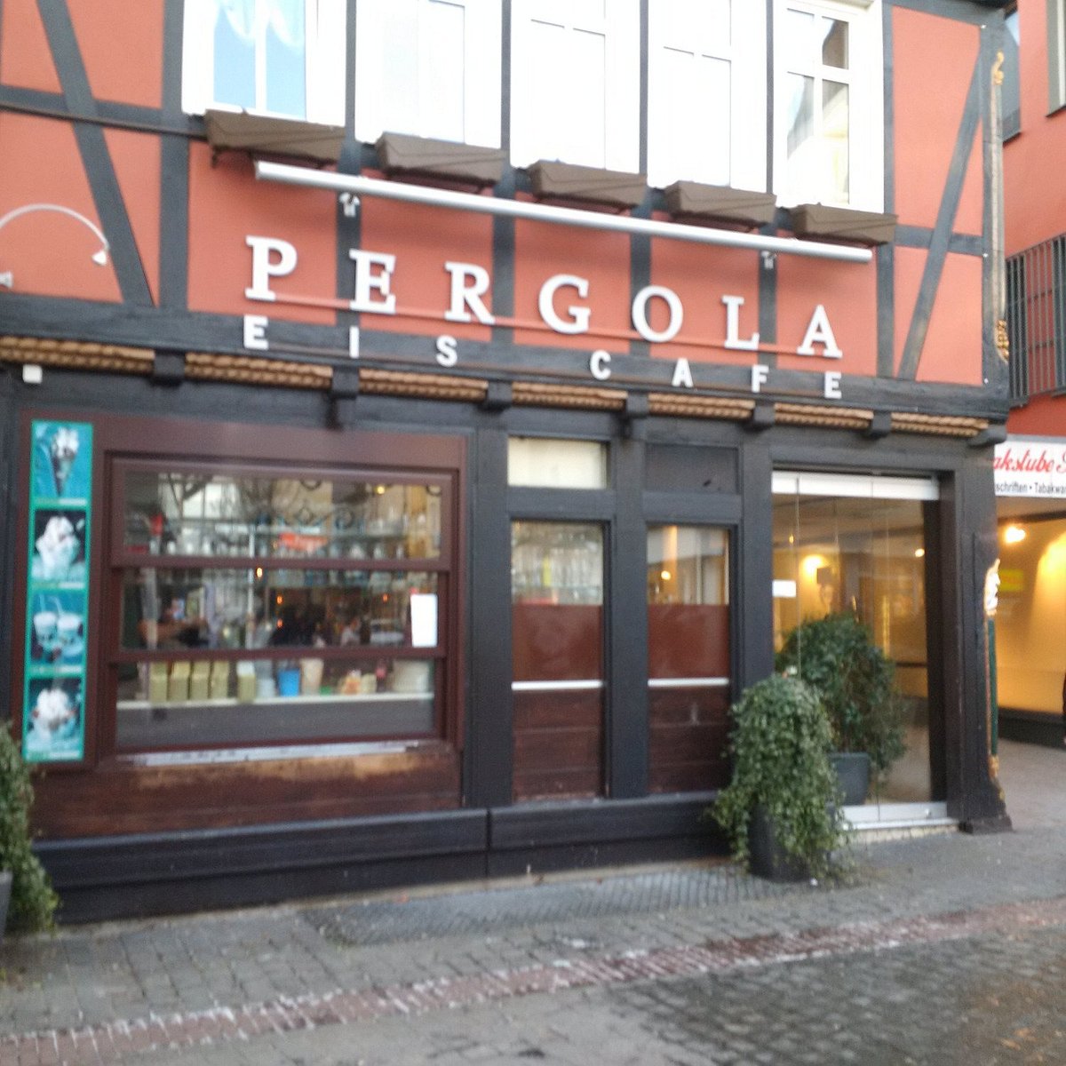 EISCAFE PERGOLA, Bad Hersfeld Fotos, Número de Teléfono y