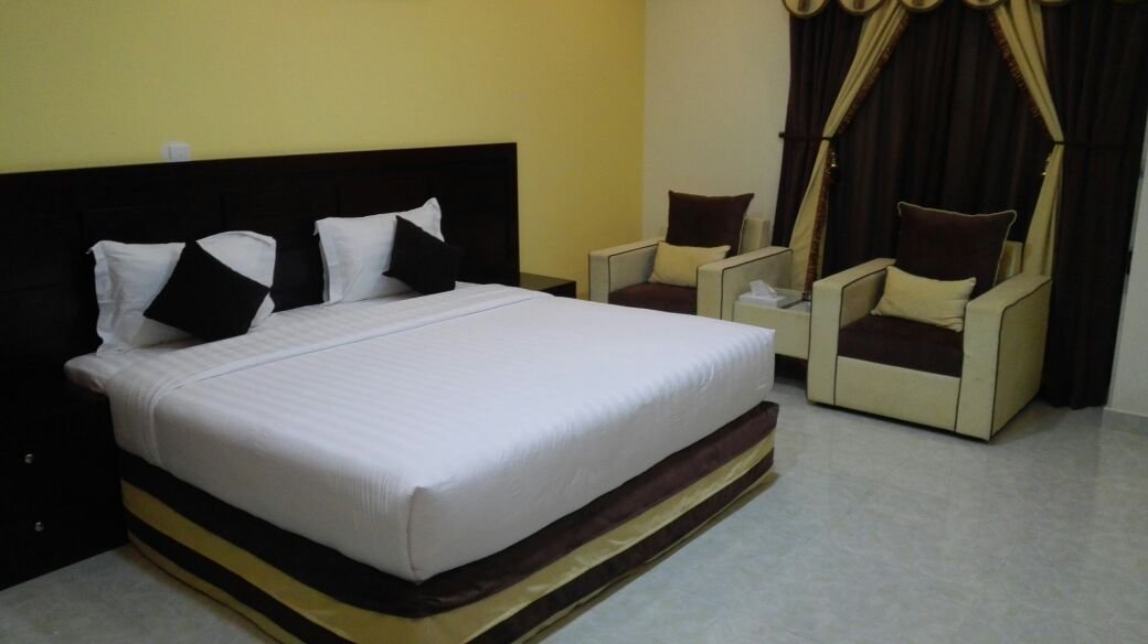 AL SAFA HOTEL (Buraimi) - Lodge Reviews, Photos, Rate Comparison ...