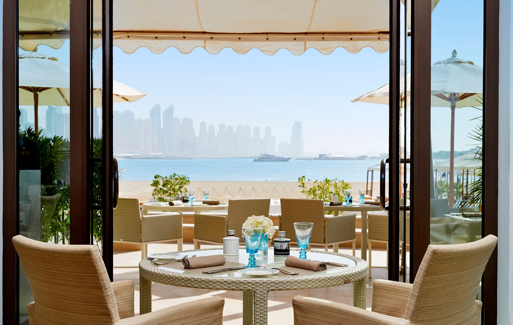 Hotel photo 19 of Fairmont The Palm.