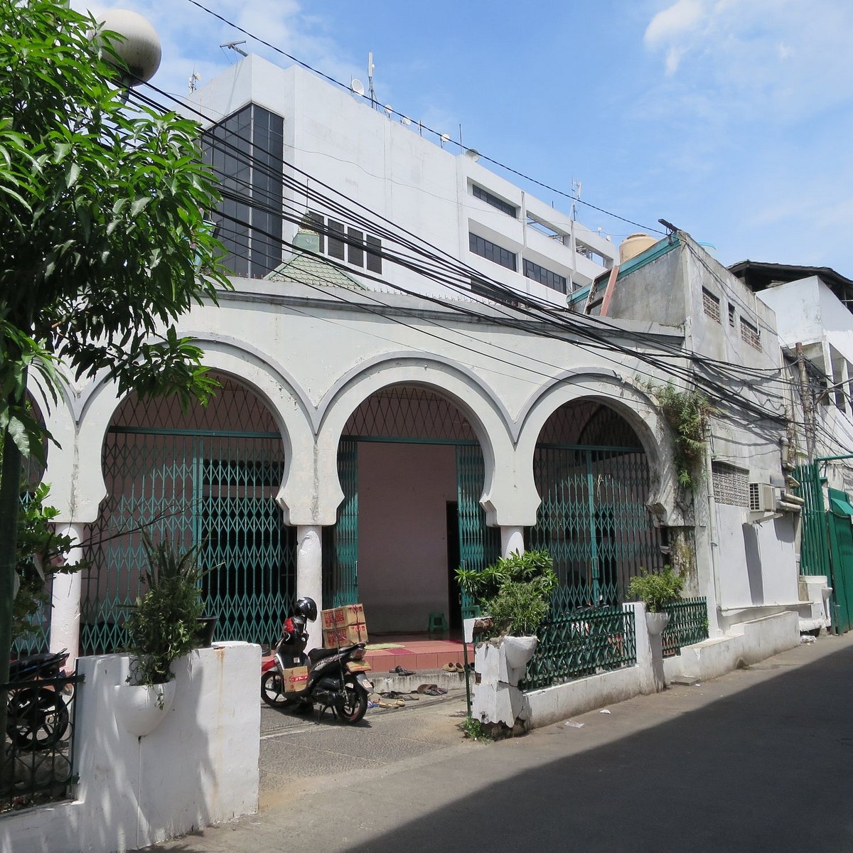 Kebon Jeruk Mosque Jakarta