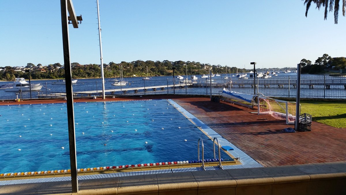 are dogs allowed at bicton baths