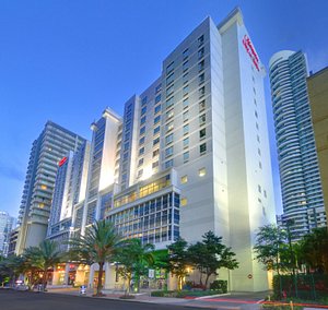 Hampton Inn & Suites Miami/Brickell-Downtown in Miami, image may contain: City, Condo, Urban, High Rise