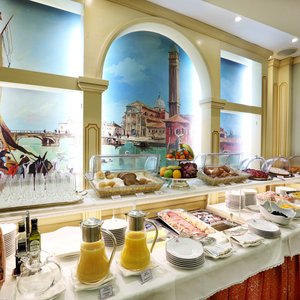 Hotel Colombina, hotel in Venice