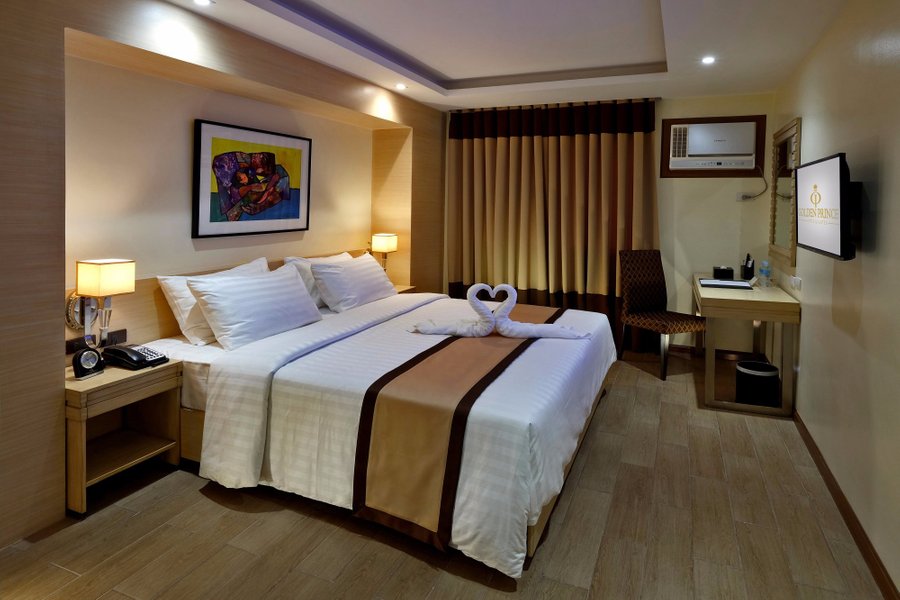 GOLDEN PRINCE HOTEL & SUITES $23 ($̶3̶6̶) - Updated 2022 Prices ...