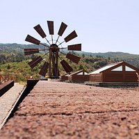 Vista exterior del Molino de Las Tricias