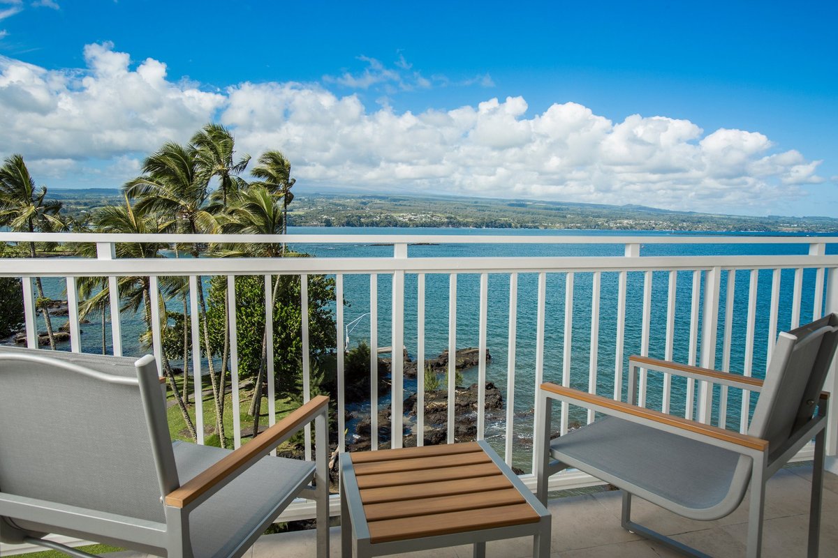 GRAND NANILOA HOTEL HILO - A DOUBLETREE BY HILTON - Updated 2022 Prices ...