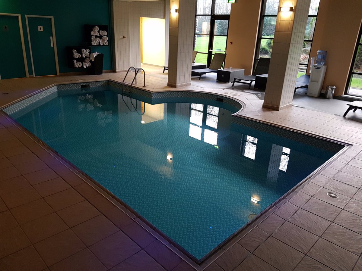 Novotel Newcastle Airport Pool Pictures & Reviews - Tripadvisor