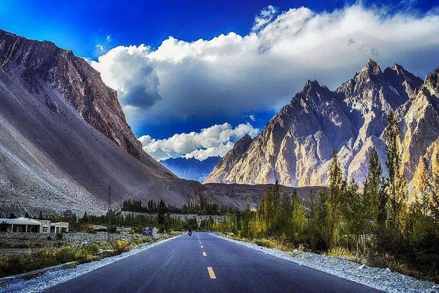 Karakoram Highway image