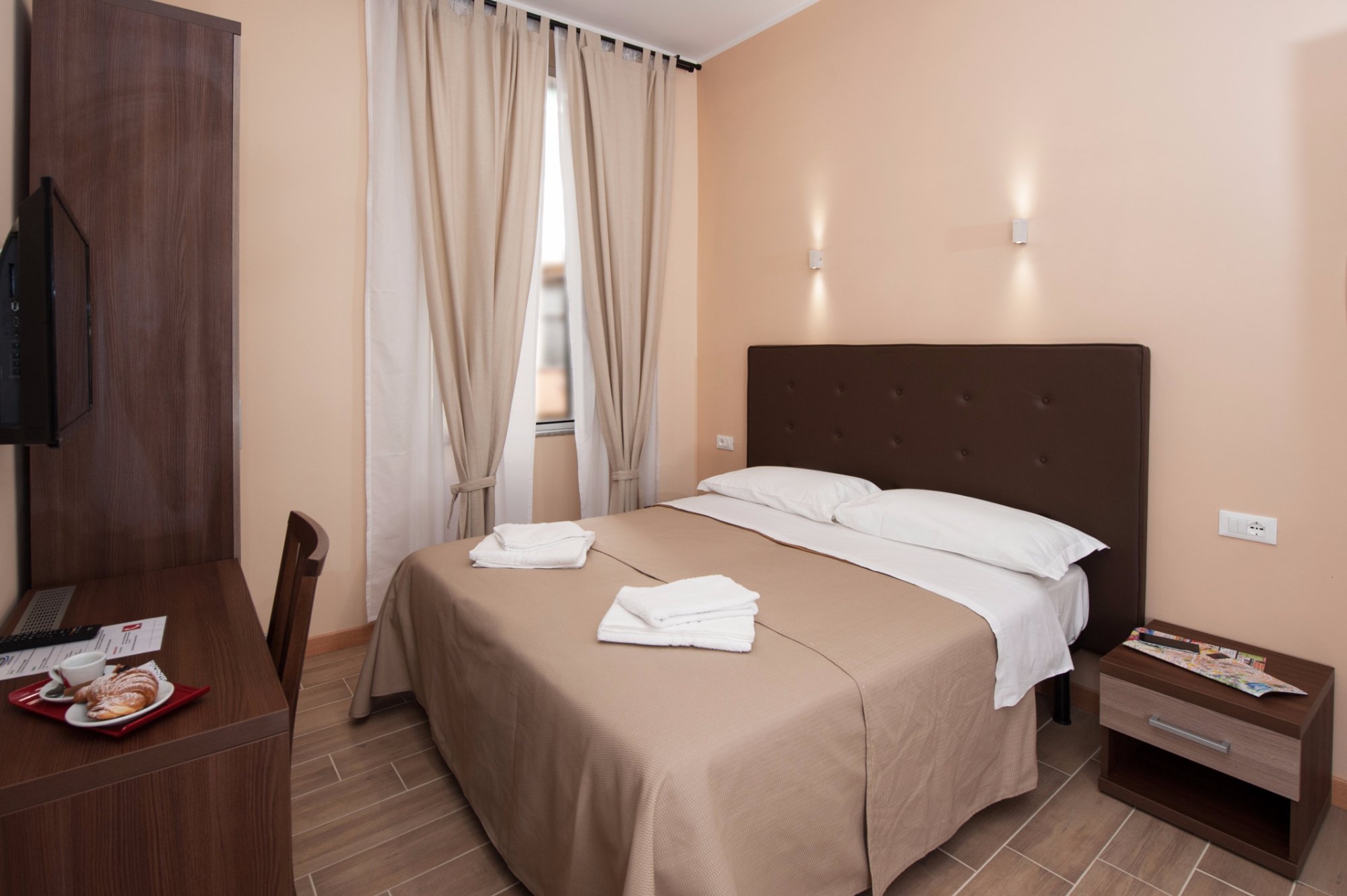 TRINITY LUXURY ROOMS (Roma, Italia): Opiniones Y Precios