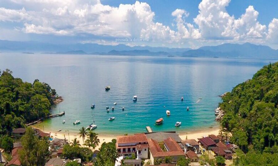 Vista-aérea-pousada-la-dolce-vita-ilha-grande