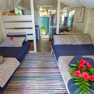 Lower Tree Hut - sleeps 3. Nice layout as kitchen is 'separated to the rear'.  