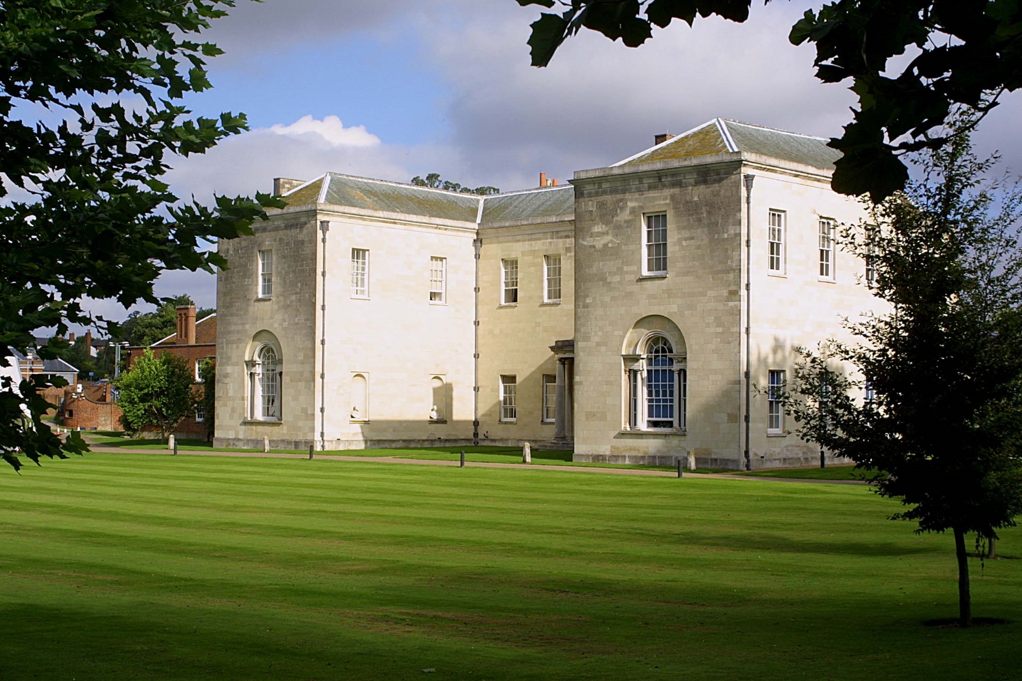 Hotel photo 2 of Hitchin Priory.