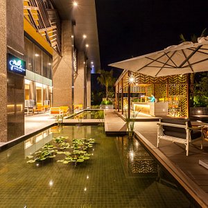 Crowne Plaza Vientiane in Vientiane, image may contain: Hotel, Resort, Pool, City