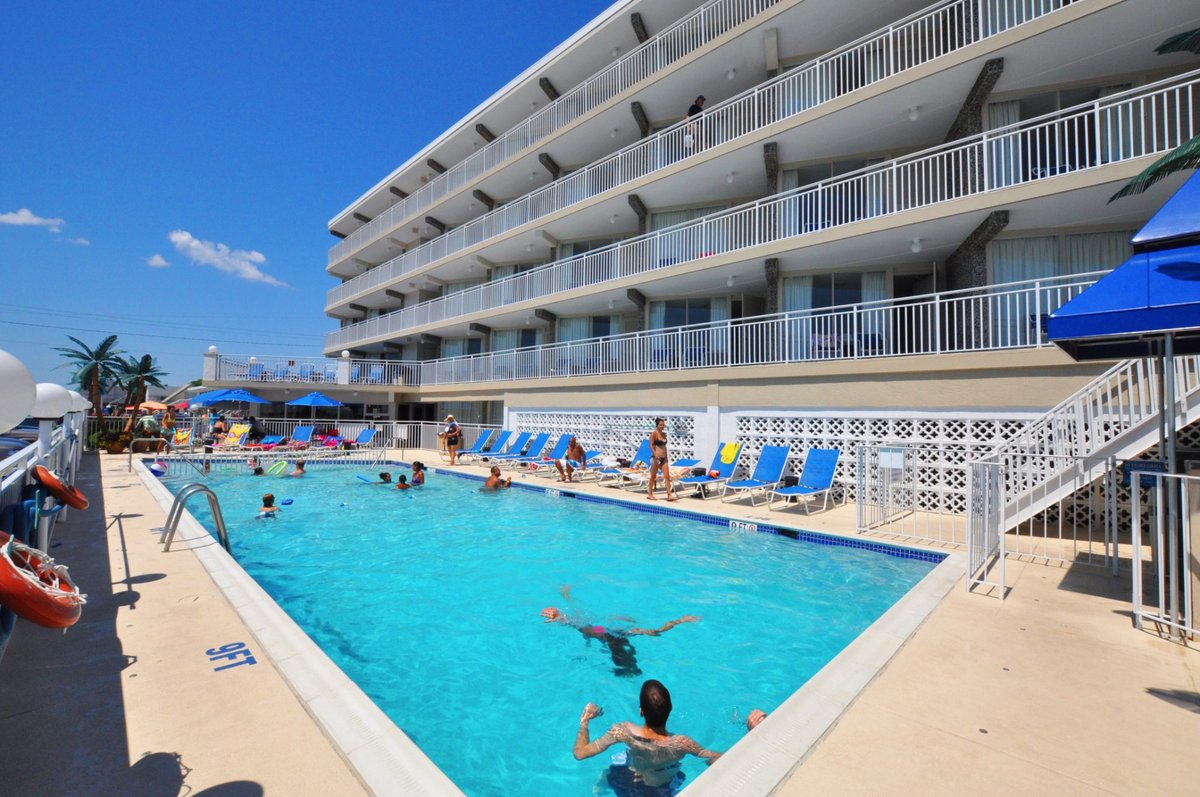 Armada By-the-sea Pool: Pictures & Reviews - Tripadvisor