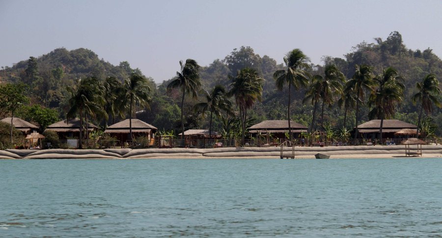 Rooms view from Sea