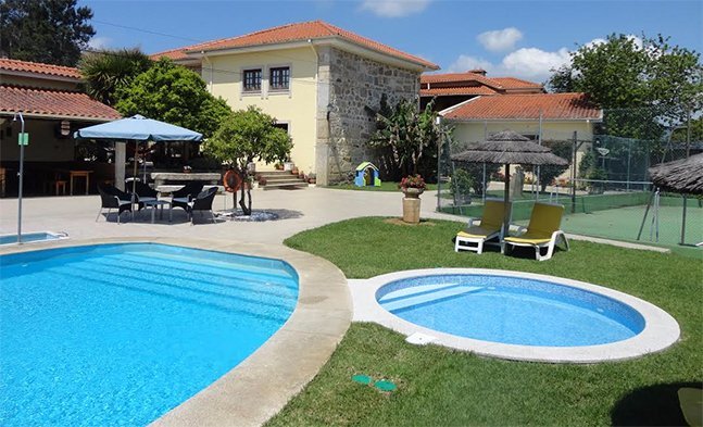 Portugal holidays villa and pool