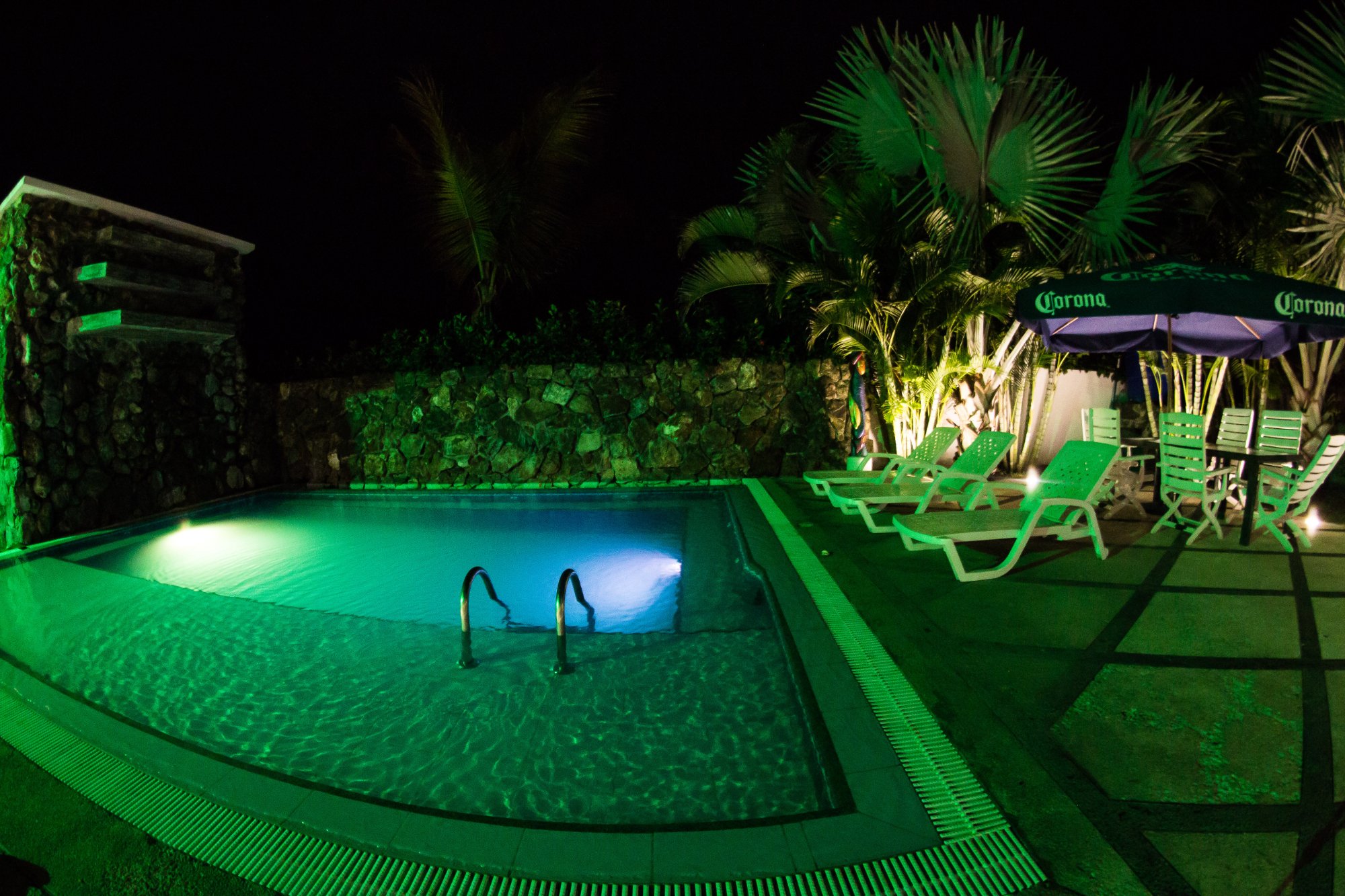 Hotel photo 17 of Dharma Beach.