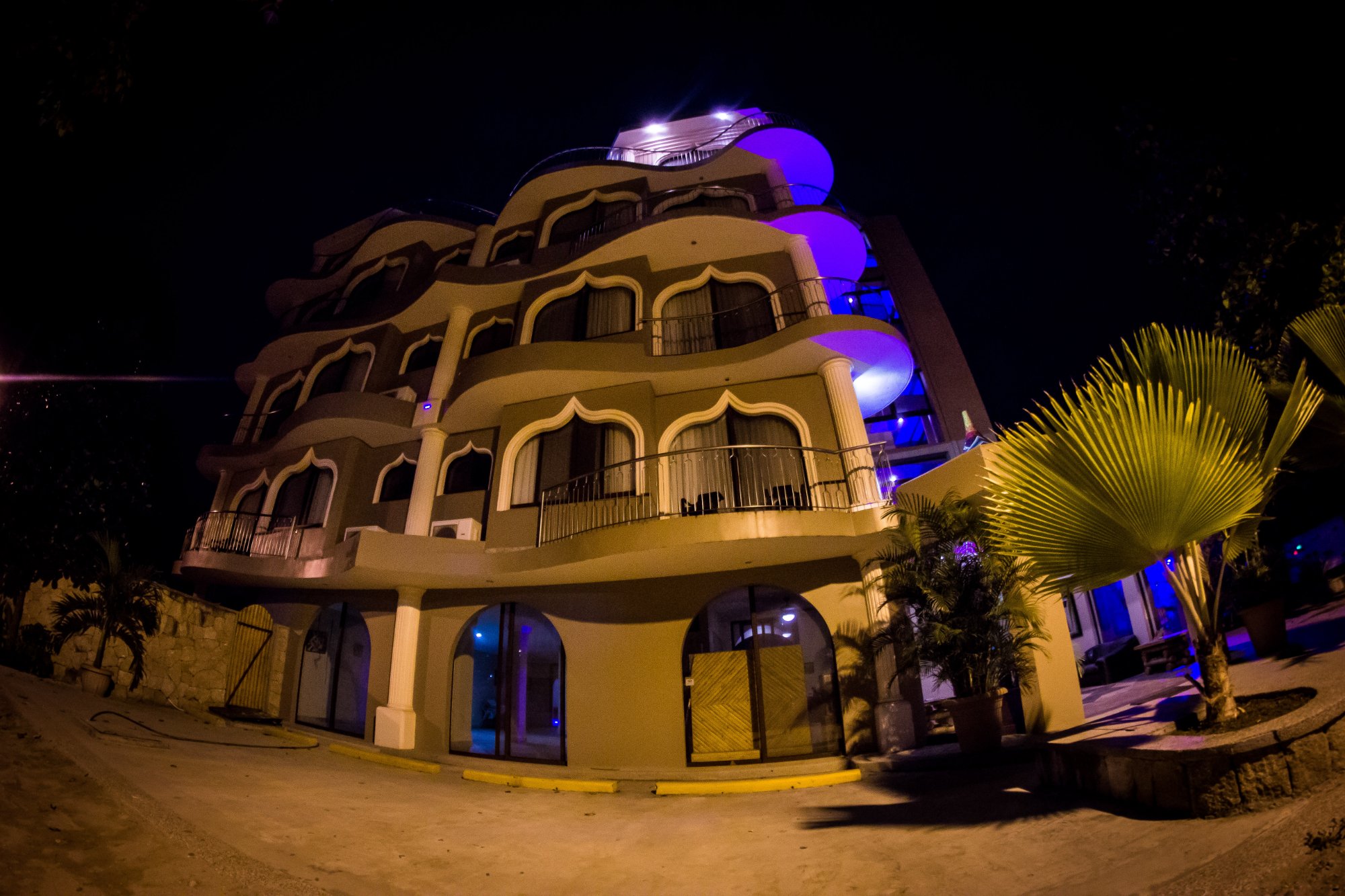 Hotel photo 16 of Dharma Beach.