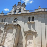 Frente da igreja