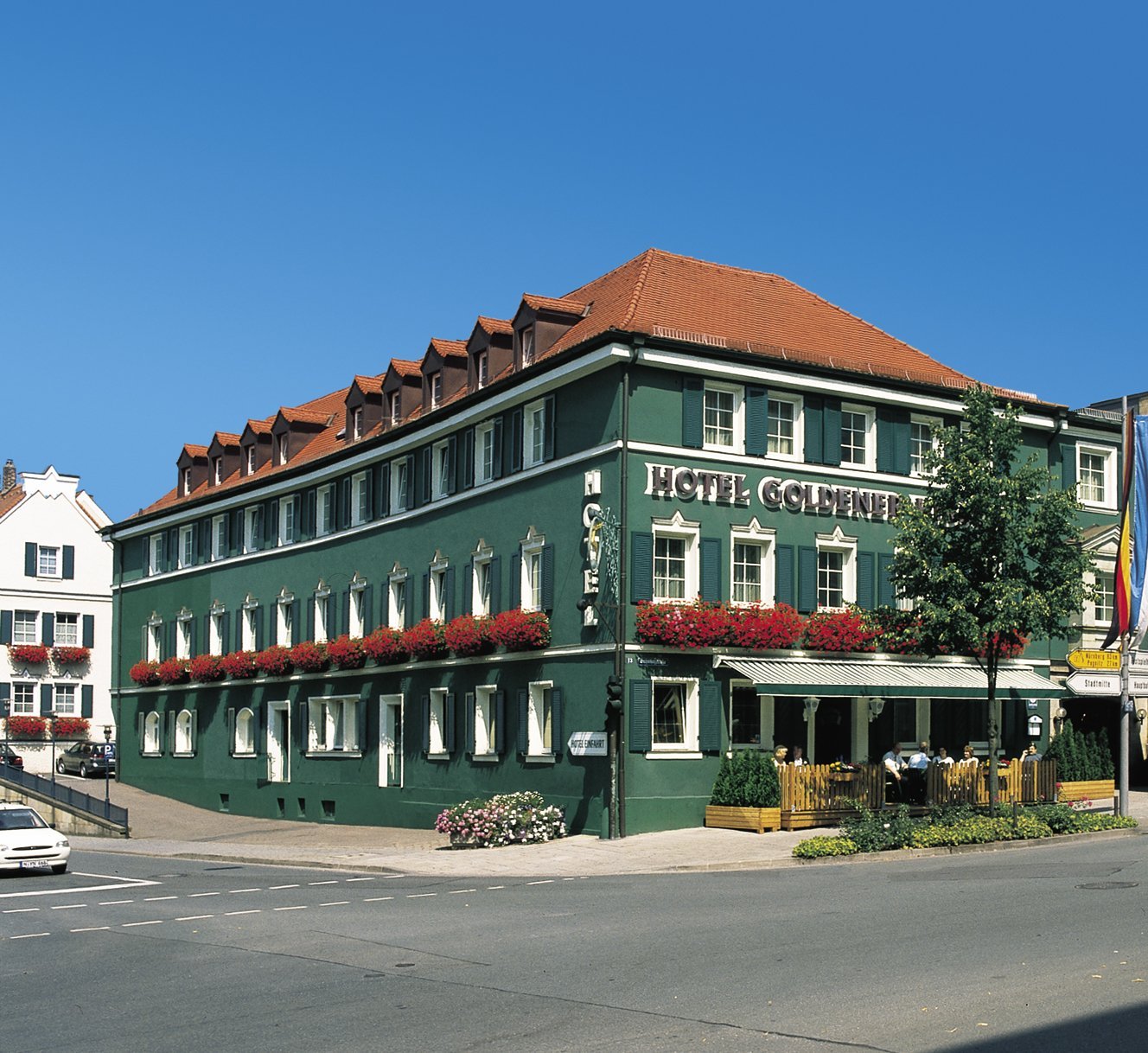 HOTEL GOLDENER HIRSCH (Bayreuth, Jerman) - Ulasan & Perbandingan Harga ...