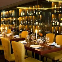 UNDERSUN Restaurant Lounge