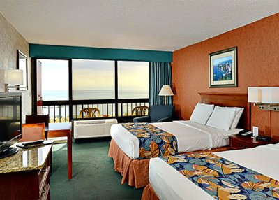 Hotel photo 3 of The Breakers Resort Inn.
