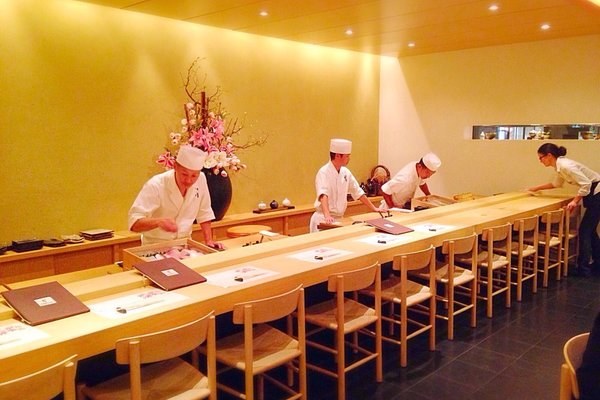 Dine At These 9 Incredible Japanese Restaurants on the Strip 