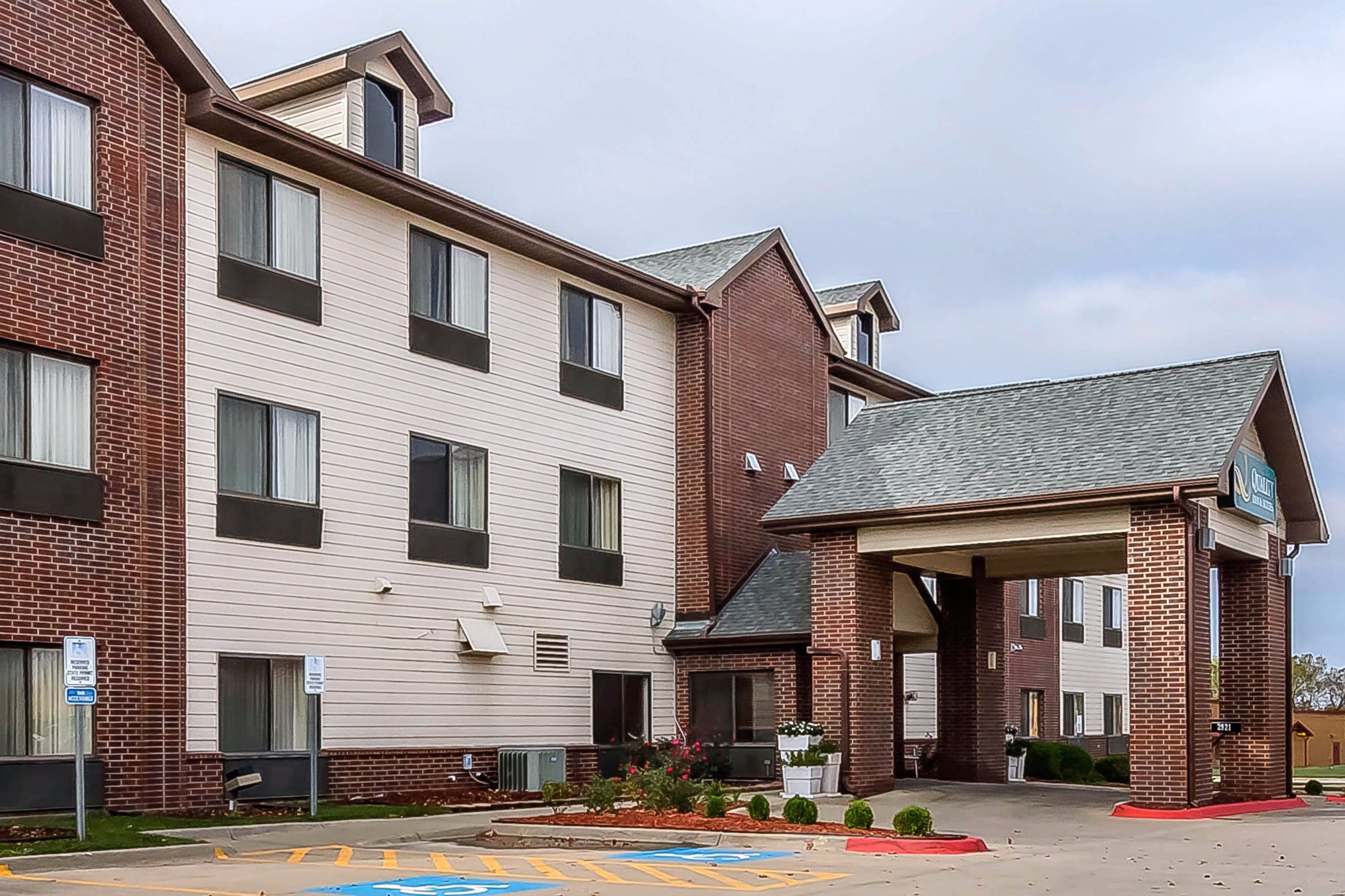 Hotel photo 75 of Quality Inn & Suites.