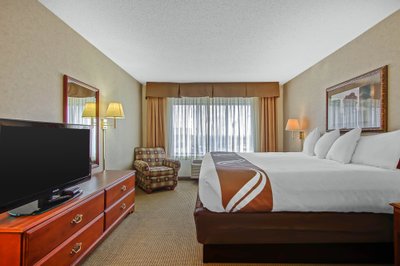 Hotel photo 10 of Comfort Inn & Suites.
