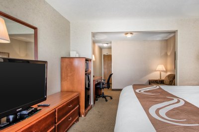 Hotel photo 22 of Comfort Inn & Suites.