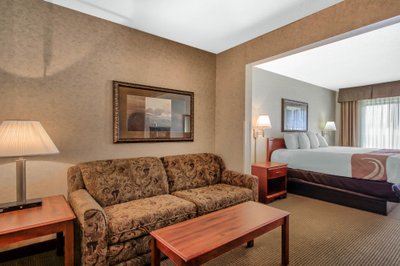 Hotel photo 13 of Comfort Inn & Suites.