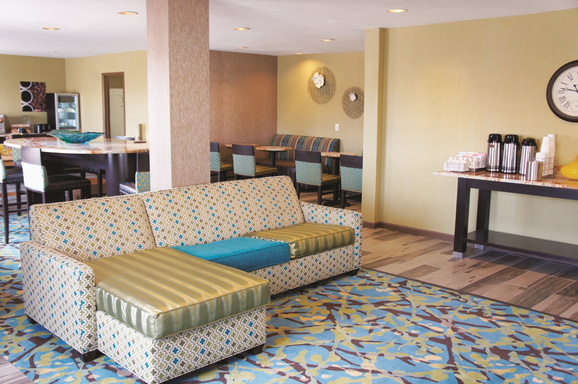 Hotel photo 19 of La Quinta Inn & Suites by Wyndham Emporia.