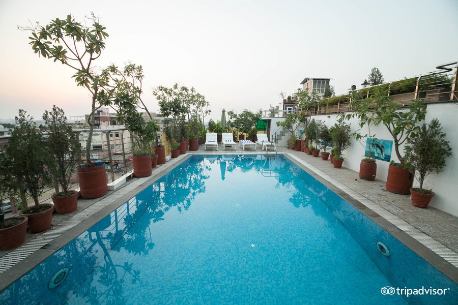 HOTEL TAJ RESORTS $7 ($̶3̶2̶) - Updated 2021 Prices & Reviews - Agra ...