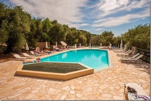 Pool & Beach