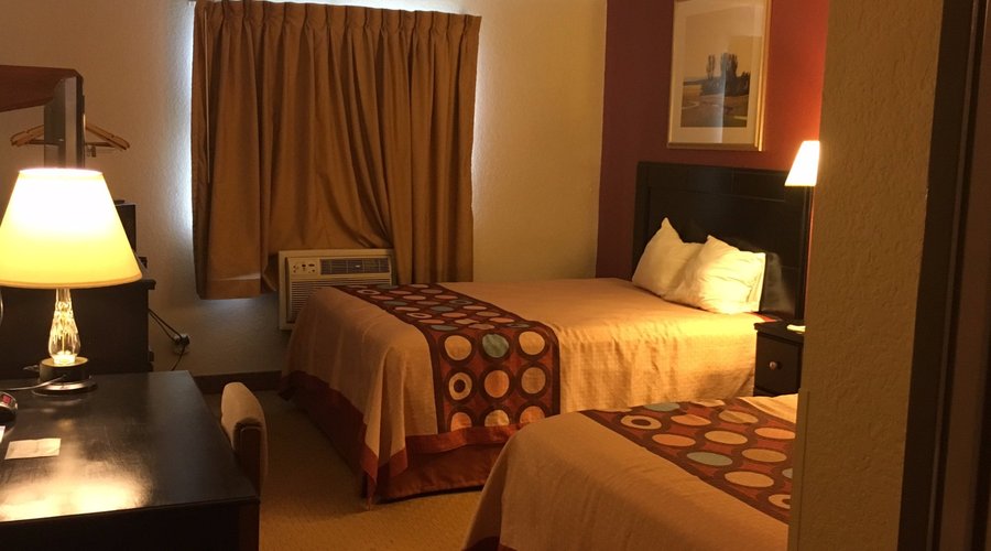 Double Queen Sized Room 
